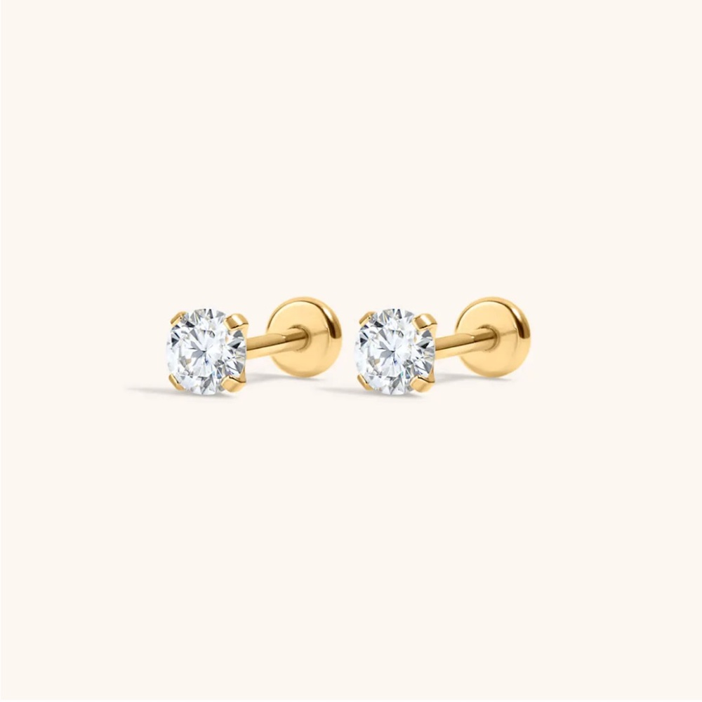Maison Miru Moissanite Nap Earring